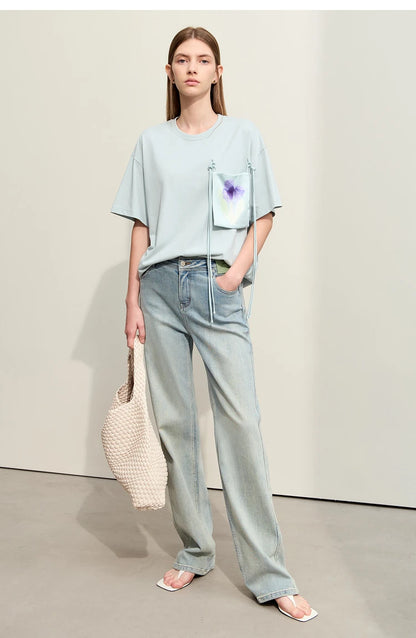 Damen T-Shirt im Minimalismus-Stil mit Taschen und elastischem O-Neck