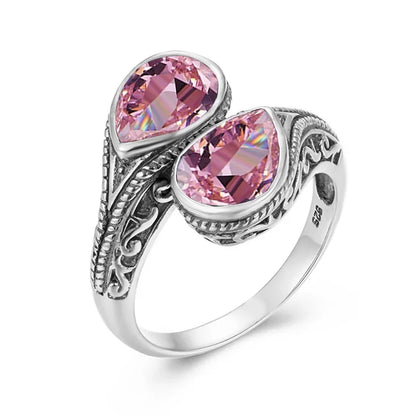 Damen-Ring aus Silber 925 mit zwei Granatsteinen im Vintage Gotischen Stil Eleganter Verlobungs- oder Jubiläumsschmuck