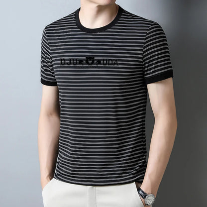 Herren T-Shirt mit Hot Stamp im lässigen Streifendesign für Social Events