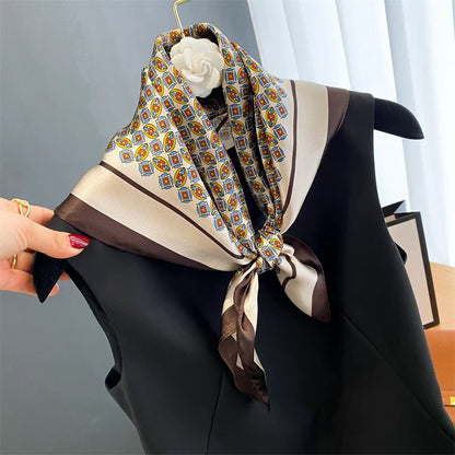 Damen Seidenschal quadratisch Blumenprint Bandana Halstuch 53cm C