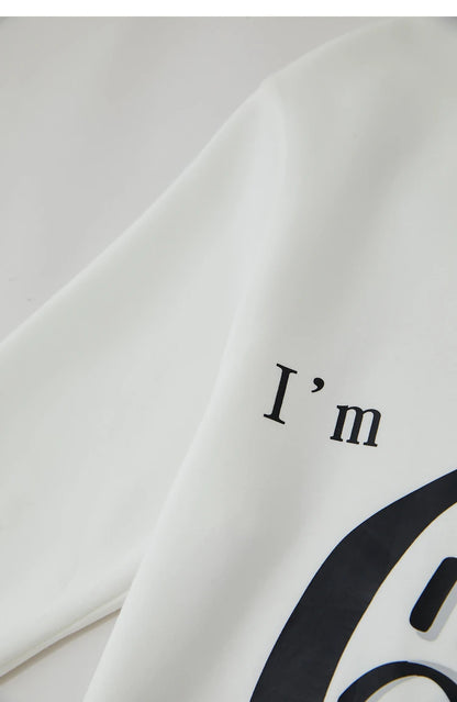 Damen T-Shirt im minimalistischen Stil mit Rundhalsausschnitt und Druckdesign