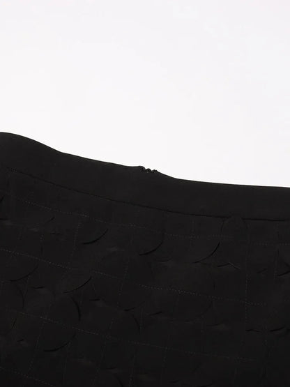 Elegantes Damen-Kleid mit Diamantmuster, Reverskragen und langen Ärmeln – figurbetontes Patchwork-Design mit doppelreihiger Knopfleiste.