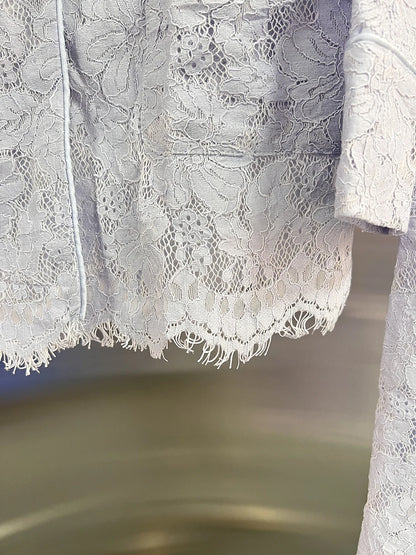 Schulterfreies ärmelloses Damenkleid mit 3D-Blumen und Patchwork-Design – figurbetont und modisch mit Reißverschluss.