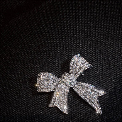 Brosche Schleife Kristall Perle Glänzend Boutique Geschenk Damen