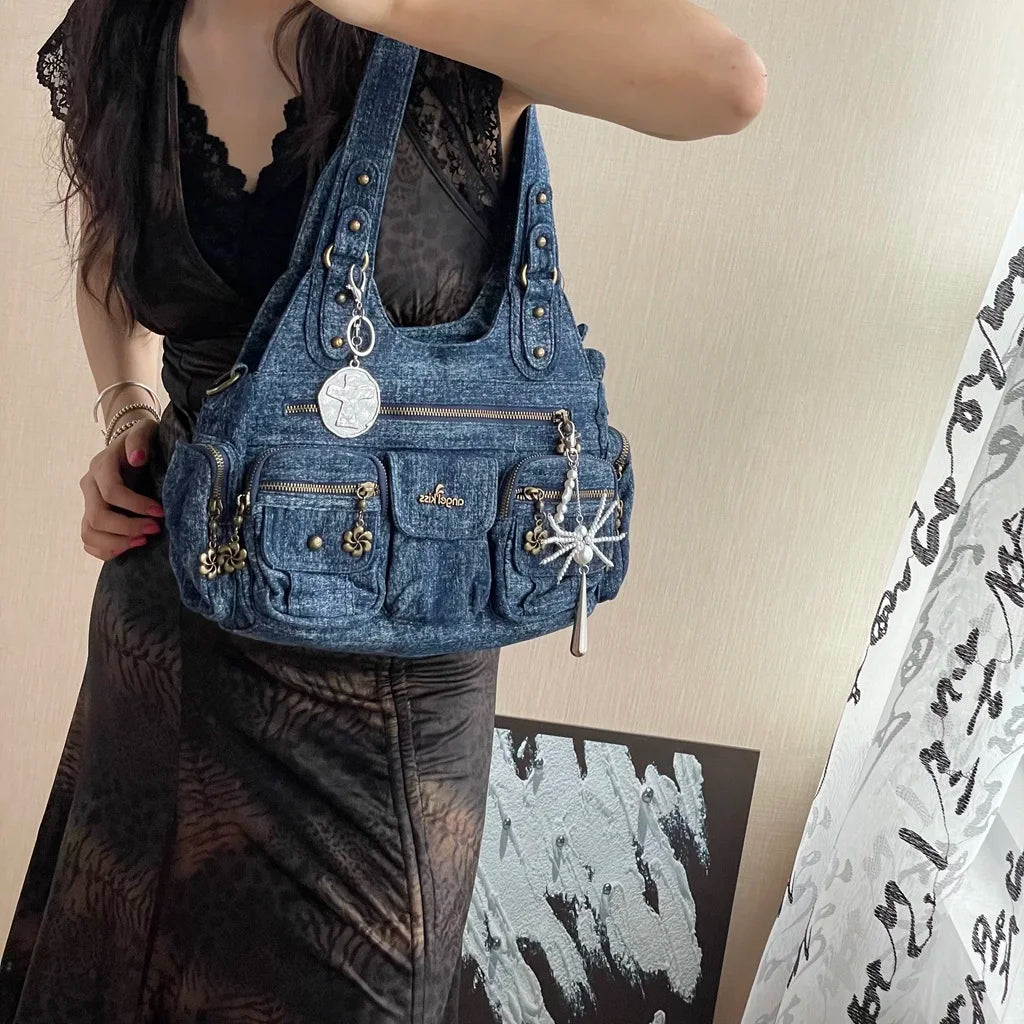 Damen-Hobo-Handtasche aus gewaschenem Leder Schwarz mit Reißverschluss und Innenfächern
