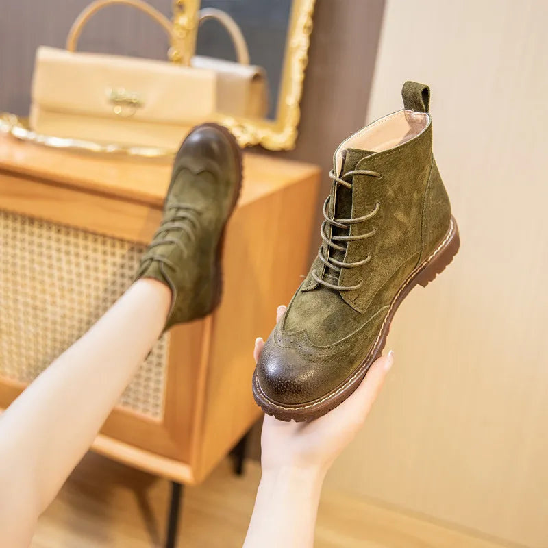 Damen-Ankle-Boots in dunkelgrünem Wildleder mit Schnürung und kurzem Futter