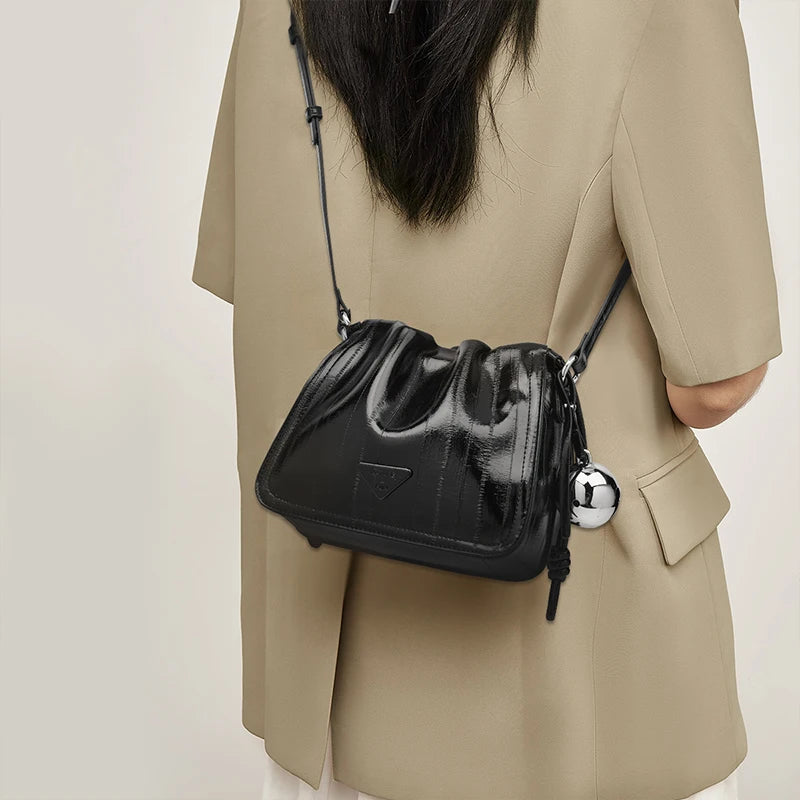 Damen Schultertasche Aus Synthetischem Leder+Split-Leder Mit Kordelzug