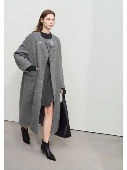 Damen Wollmantel im minimalistischen Stil mit Rundhalsausschnitt und abnehmbarer Corsage
