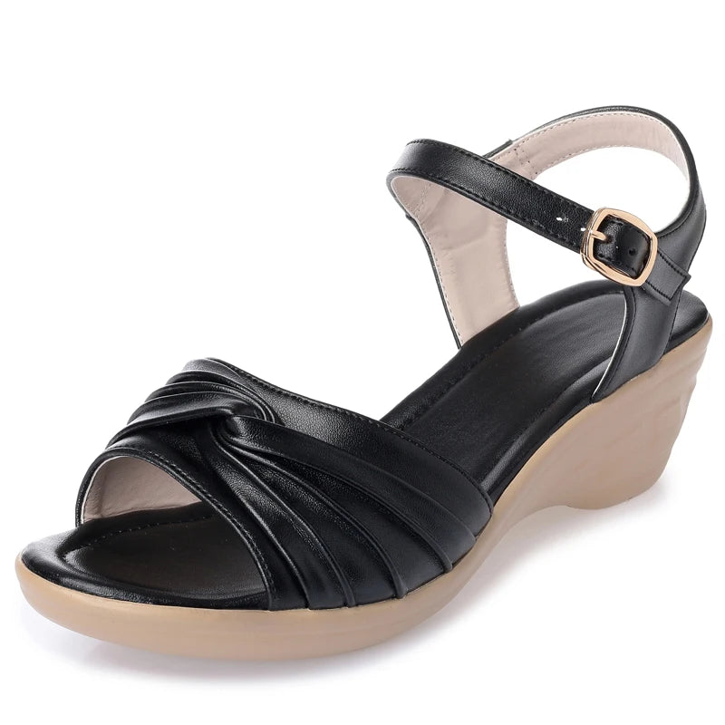 AIYUQI Sandalen Frauen Keil 2024, Neue Weiche Leder Frauen Sommer Sandalen Mittleren Absatz Mittleren Alters Große Größe Mama Sandalen frau