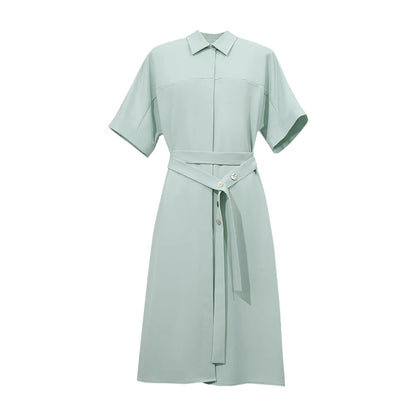 Stylisches Damen Kleid Mit Reverskragen Und Gürtel Modern Und Locker