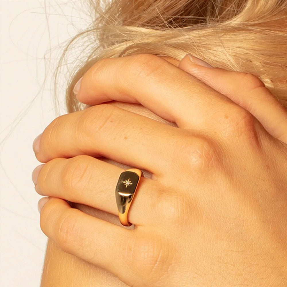 Damen-Ring Siegelring Vintage Stern golden Sommer aus Sterlingsilber