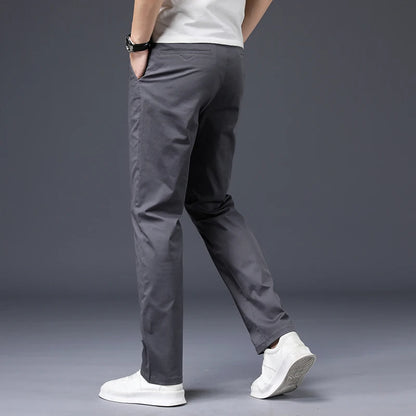 Herren Hose aus Baumwolle mit lässigem Stretch und geradem Schnitt
