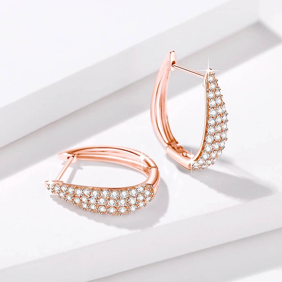 Damen-U-Form-Hoop-Ohrringe aus Silber 925, vergoldet mit 18K Gelbgold, Moissanite mit Zertifikat