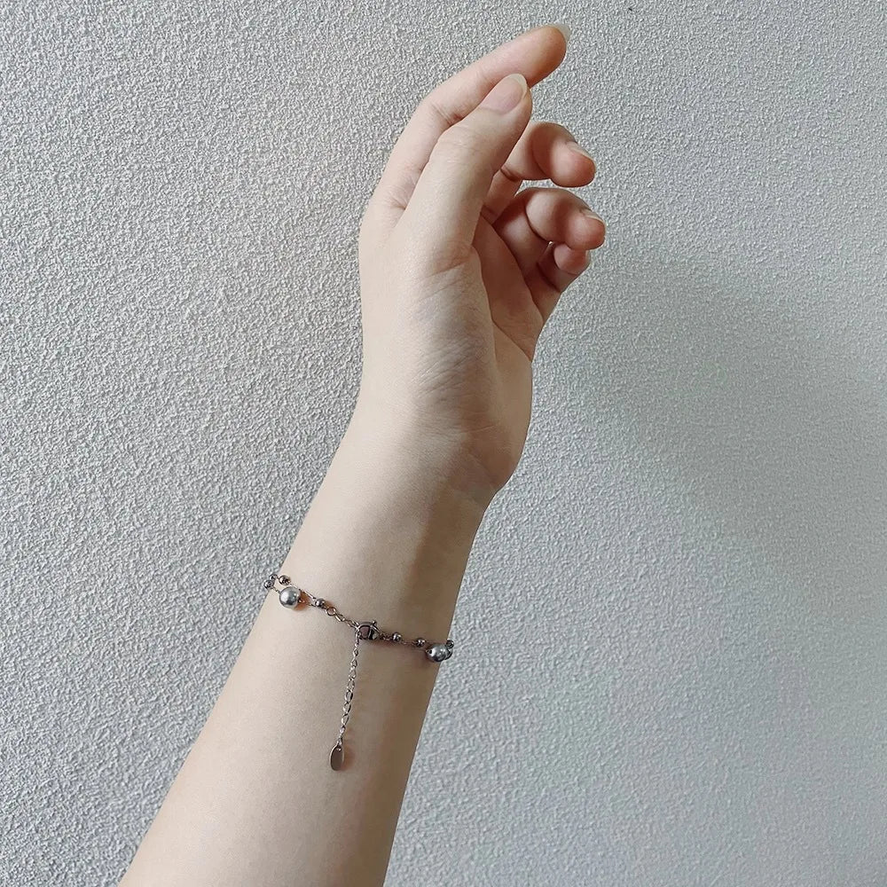 Damen-Armband mit Glasperle aus Titanstahl