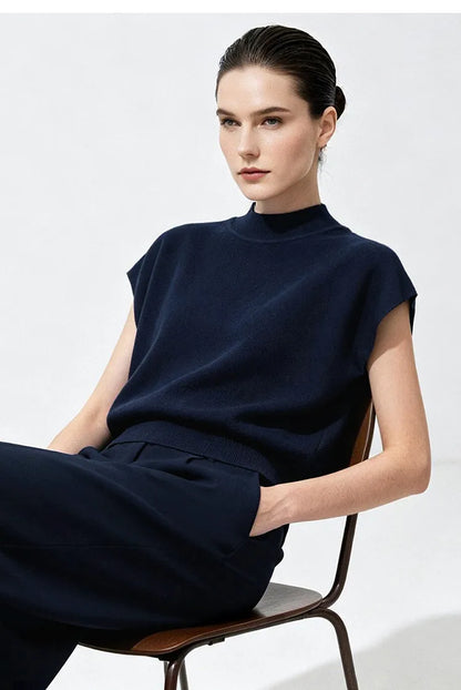 Damen-Strickpullover mit Stehkragen, kurzen Ärmeln und cleaner Crop-Silhouette