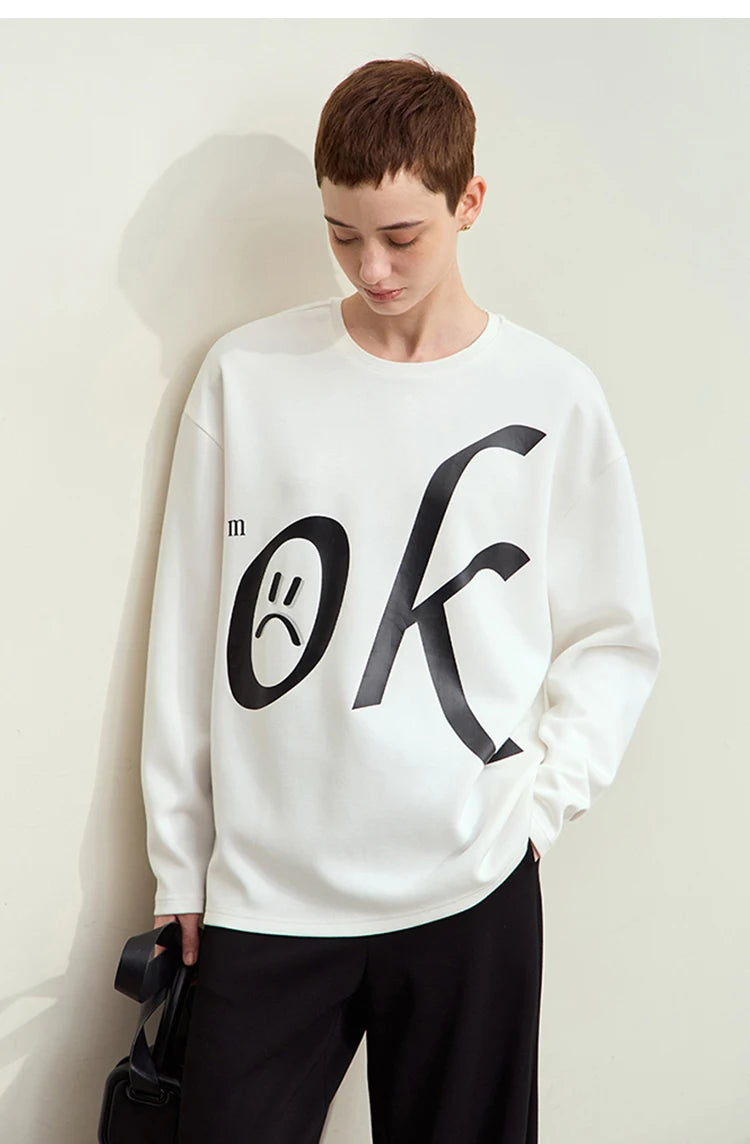 Damen T-Shirt im minimalistischen Stil mit Rundhalsausschnitt und Druckdesign