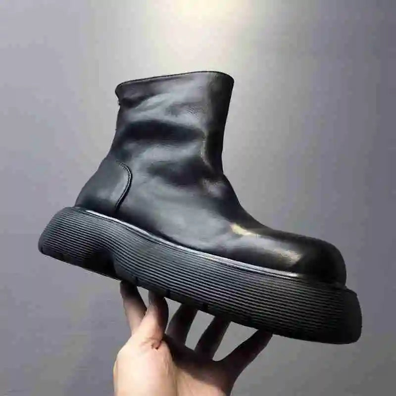 Schwarze Chelsea-Stiefeletten mit dicker Profilsohle und kurzen Schaft
