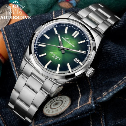 Herren-Vintage-Automatikuhr mit Sunburst-Zifferblatt und gewoelbtem Saphirglas