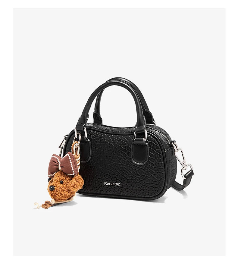 Damen Handtasche Aus Soft Leateh Im Boston Stil Mit Crossbody Anhänger