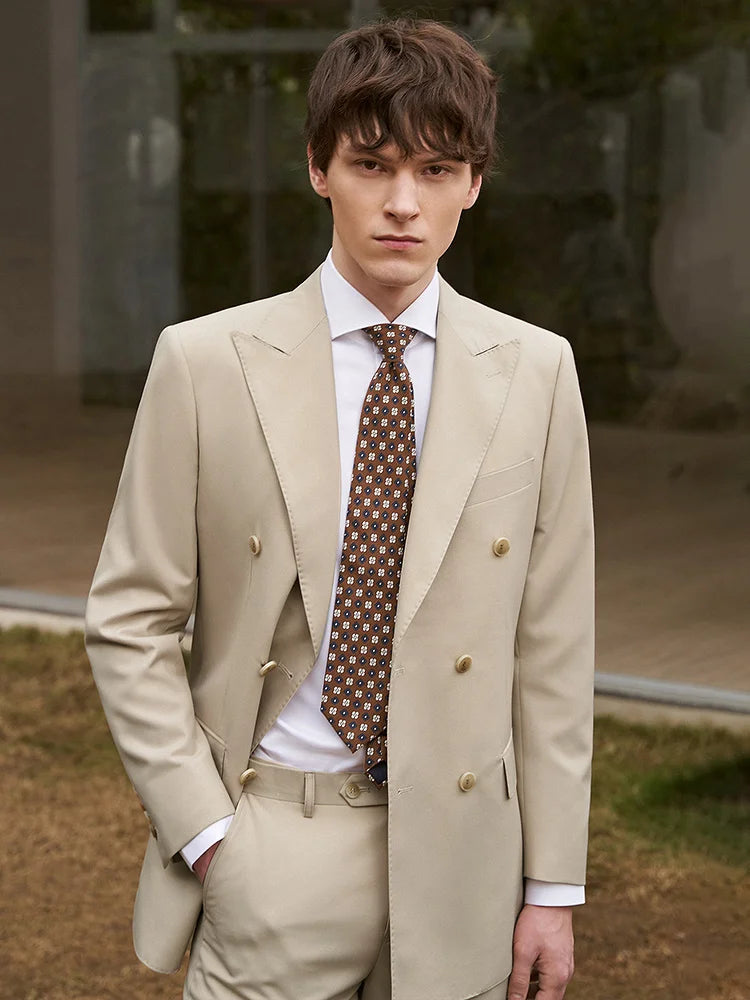 Eleganter Herrenanzug aus 30% Wolle: Zweireihiger Slim Fit in Beige-Khaki für Hochzeiten
