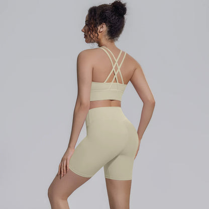 Damen-Yoga-Set: Sport-BH mit Rückenkreuz und Biker-Shorts, hellbeige