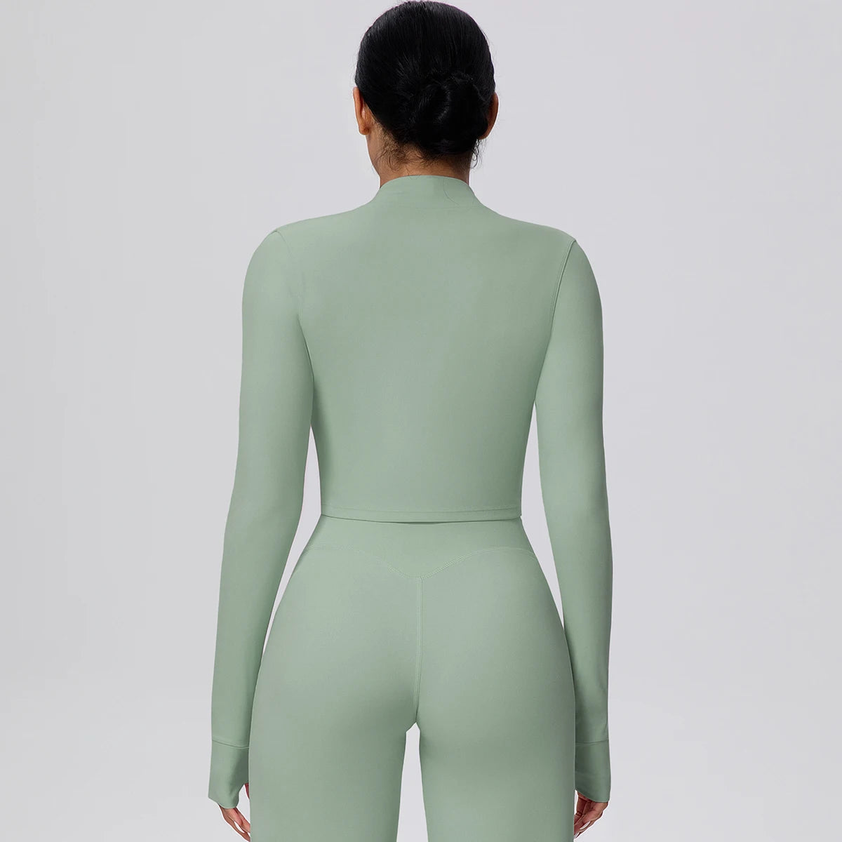 Damen-Sportjacke, kurz geschnitten, Reißverschluss, Stehkragen, langarm in Salbeigrün