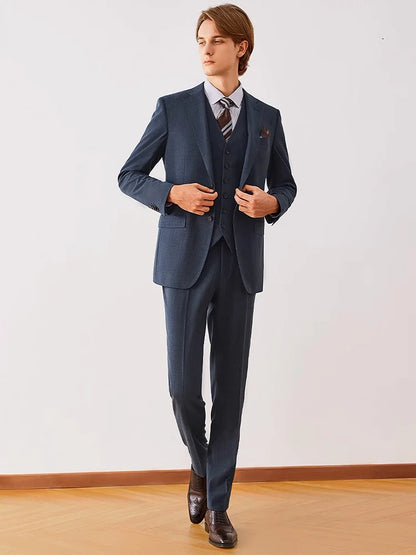 Schlanker Herrenblazer aus Wollmischung mit braunem Karomuster und Taschen – ideal für Business und Hochzeiten