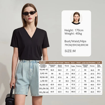 Damen Top im minimalistischen Sommerstil mit einfarbiger Buchstabenstickerei