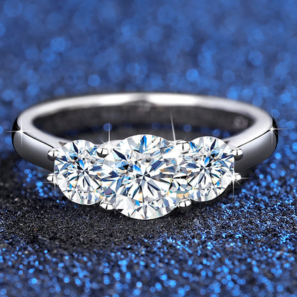 Damen-Ring Mit Moissanit Drei-Stein-Anordnung Totem-Design 2 Ct Sterlingsilber 925 Schmuck