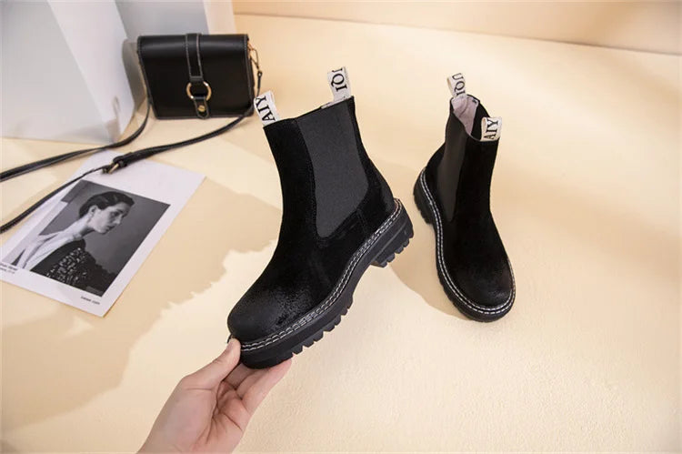 Women Winter Boots Sued Genuine Leather  New Fashion British Style Women Chelsea Boots Large Size 41　42　43 Female Ankle Boots