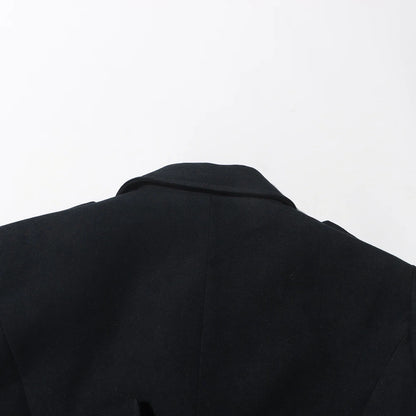 Zweiteiliges Damen-Set aus Spitze und Denim mit V-Ausschnitt, ärmellosem Oberteil und hoch taillierter knielanger Hose – ideal für Streetwear.