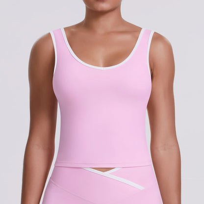 Crop-Top in Hellrosa, Racerback mit weißem Rand und nahtbetontem Design