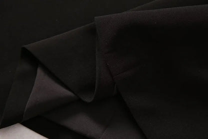 Elegante Damenjacke mit Applikationen, Reverskragen und langen Ärmeln – luxuriöses Patchwork-Design mit Perlen.