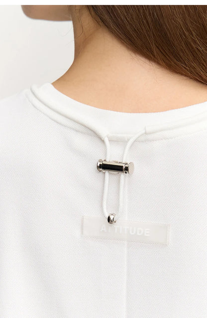 Damen T-Shirt im minimalistischen Stil mit lässigen kurzen Ärmeln