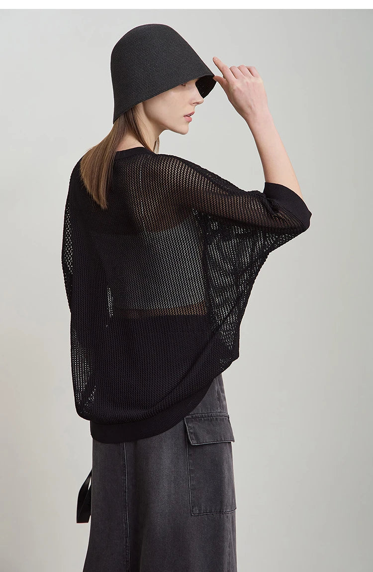 Schwarzer Strickpullover mit Rundhalsausschnitt, lockere Passform, Rückenansicht
