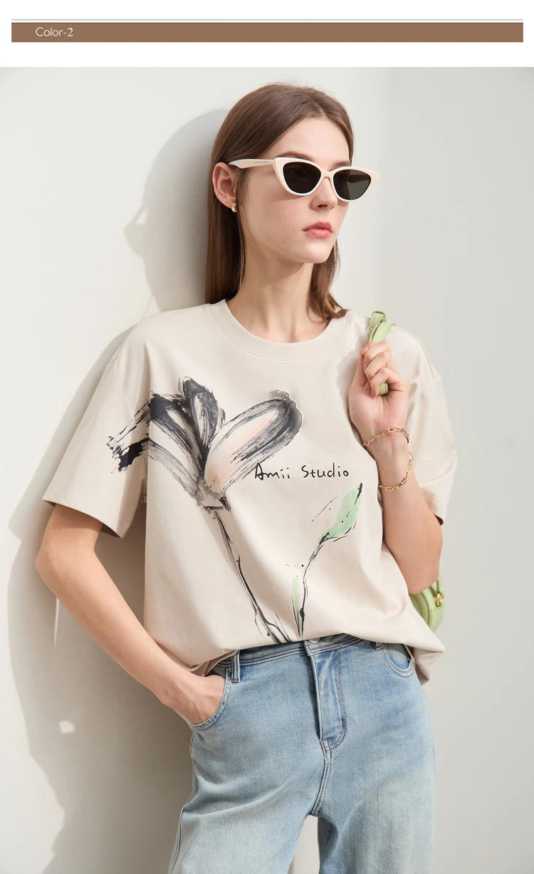 Damen T-Shirt im Minimalismus-Stil mit O-Neck und coolen Ink-Art Print