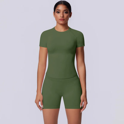 Damen-Yoga-Set mit kurzärmeligem T-Shirt und Shorts, olivgrün