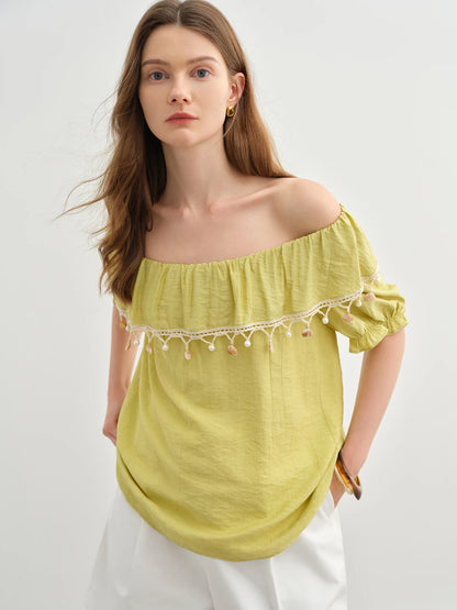 Kurzärmeliges T-Shirt im minimalistischen Stil mit Buchstabenstickerei – vielseitiges, lässiges Modeoberteil für den Sommer