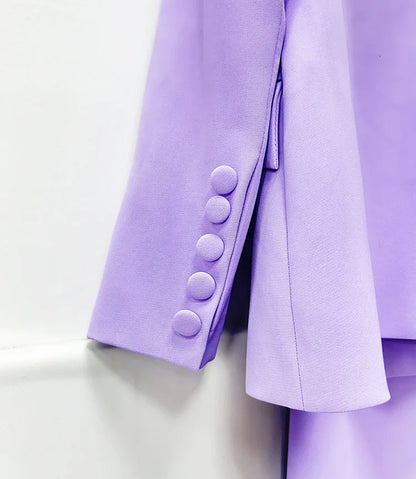 Elegantes Damenkleid mit Rundhalsausschnitt, langen Ärmeln und Spitzenbesatz – lockerer Schnitt mit Patchwork-Details und Falten-Design.