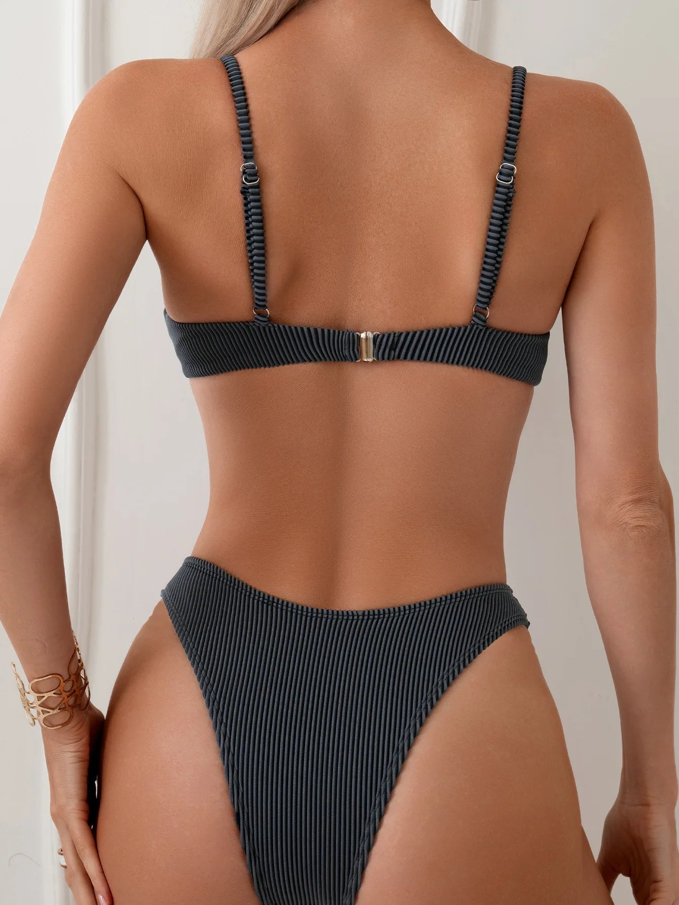 Sexy Bikini-Set für Damen in Unifarben – Brasilianischer Stil für Strand und Badevergnügen