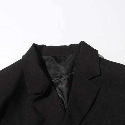 Elegantes Damen-Zweiteiler-Set mit O-Ausschnitt und halblangem Ärmel, bestehend aus farblich abgesetztem Mantel und hoch tailliertem Rock.