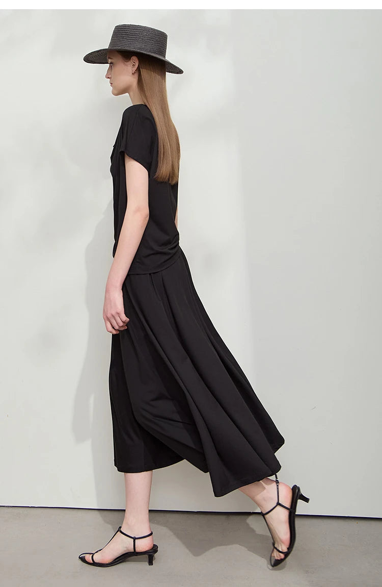 Damen T-Shirt-Rock Set mit solidem Swing-Kragen für den Sommer