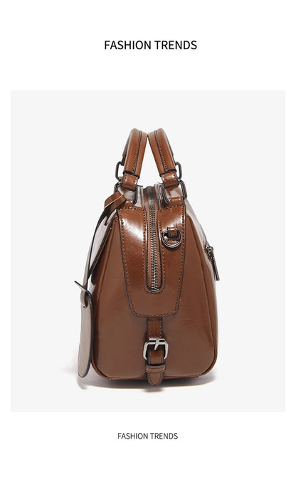 Damen Handtasche aus Spaltleder im Retro-Luxus-Design als Umhängetasche