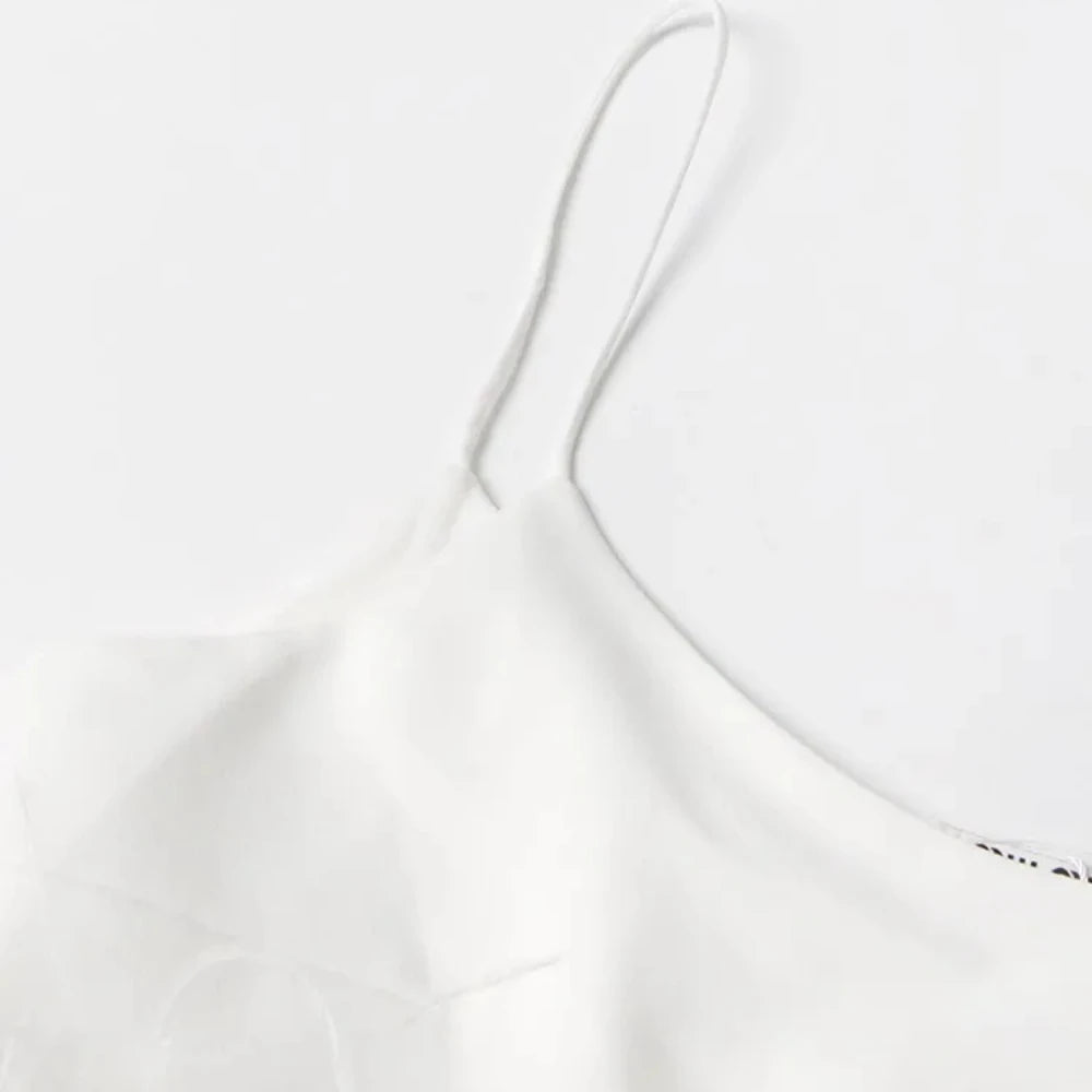 Elegantes ärmelloses Damen-Minikleid mit V-Ausschnitt und Kettendetails im Patchwork-Design