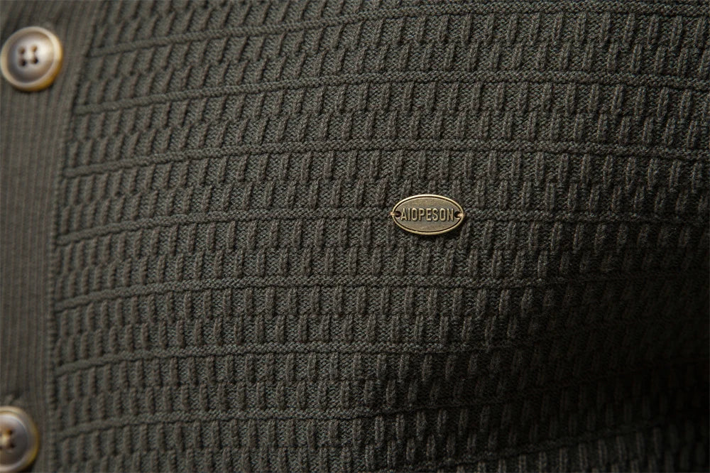 Herren Strickjacke aus Baumwolle im hochwertigen Design für die Wintermode