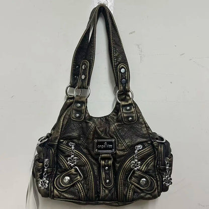 Damen-Hobo-Tasche aus Leder im Retro-Distressed Stil mit viel Stauraum und mehrfachen Innenfächern