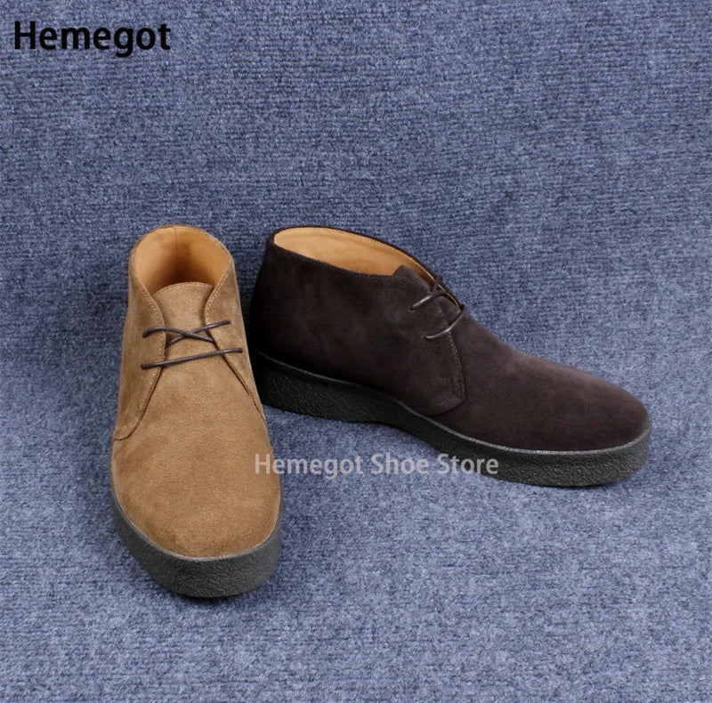 Herren-Desert-Bootie-Schnürschuhe aus Leder, beige und dunkelbraun, seitliche Ansicht