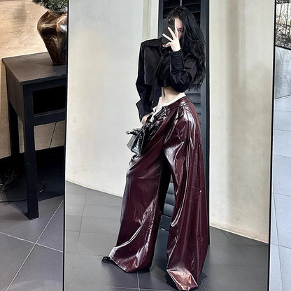 Elegantes Damen-Minikleid mit V-Ausschnitt und kurzen Ärmeln im Patchwork-Design – figurbetont und farblich abgesetzt mit Mesh-Einsätzen.
