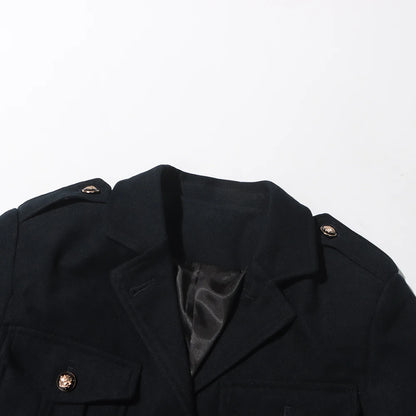 Zweiteiliges Damen-Set aus Spitze und Denim mit V-Ausschnitt, ärmellosem Oberteil und hoch taillierter knielanger Hose – ideal für Streetwear.