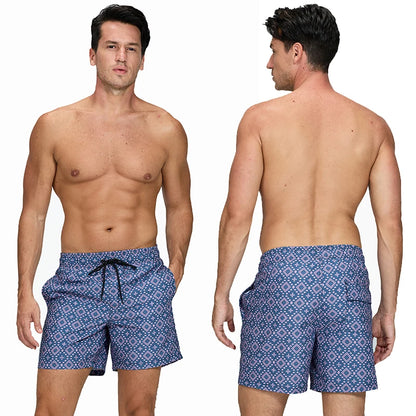 Herren-Badeshorts mit Mesh-Innenslip, verstellbarem Bund und Taschen – ideal für Sport und Freizeit.